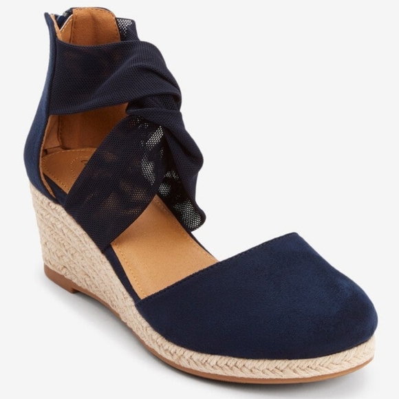comfortview Shoes - NIB The Sabine Espadrille